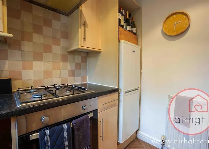 With Airhgt @ Luxe In