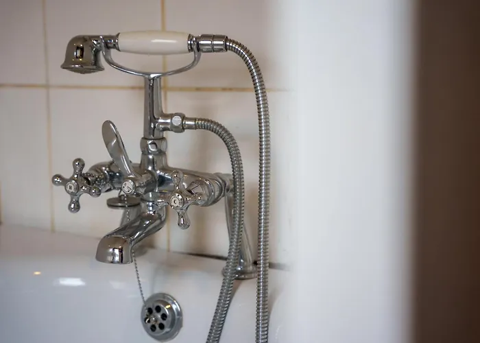 With Airhgt @ Luxe In Harrogate