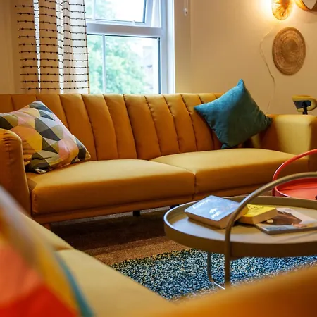 With Airhgt @ Luxe In Διαμέρισμα