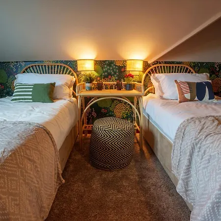 Διαμέρισμα With Airhgt @ Luxe In